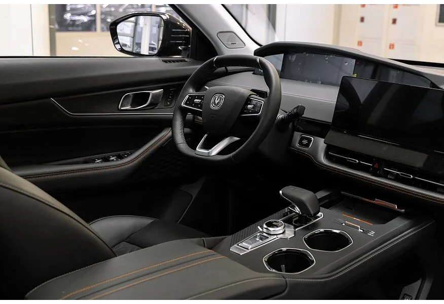 Changan UNI-K 2.0 AT 4WD (226 л.с.) Tech Черный в АВИЛОН. Слайд №5