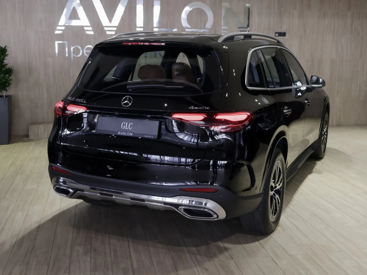 Mercedes-Benz GLC 260 L 9G-TRONIC 4MATIC (197 л.с.) Черный в АВИЛОН. Слайд №5
