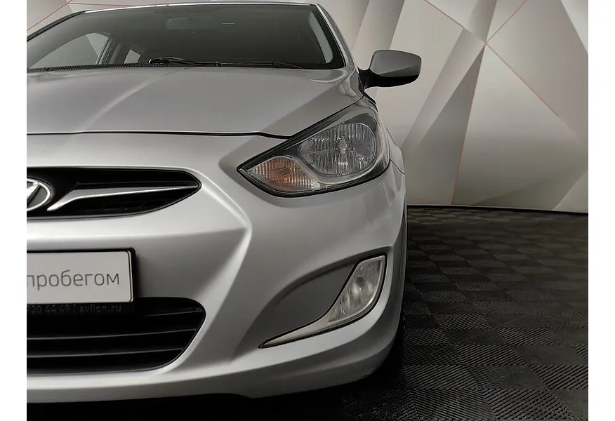 Hyundai Solaris 1.6 AT (123 л.с.) Active Серебристый в АВИЛОН. Слайд №10