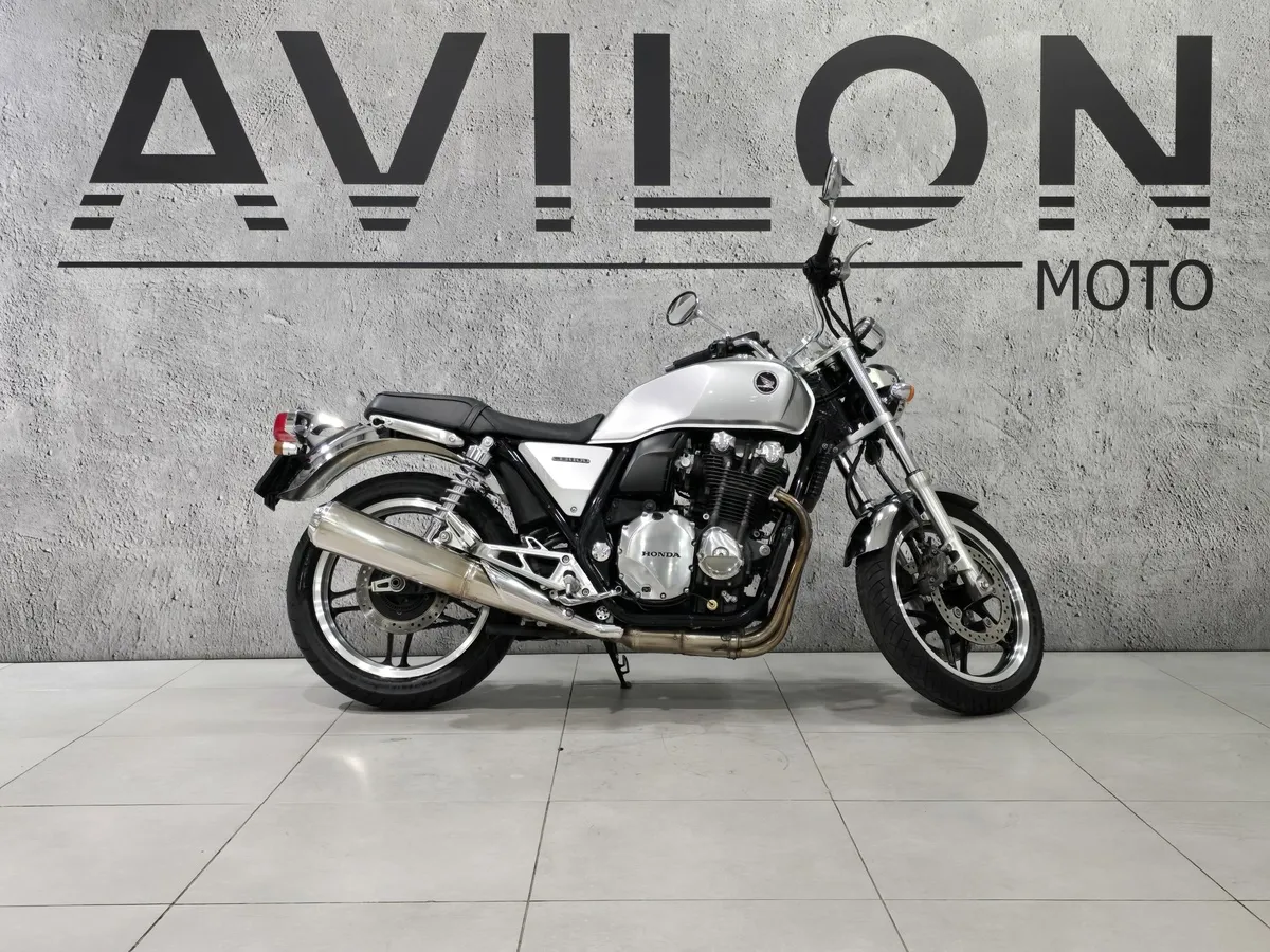 Honda CB1000 Hornet 998 см³ (158 л.с.) (158) 998 Серый в АВИЛОН. Слайд №3