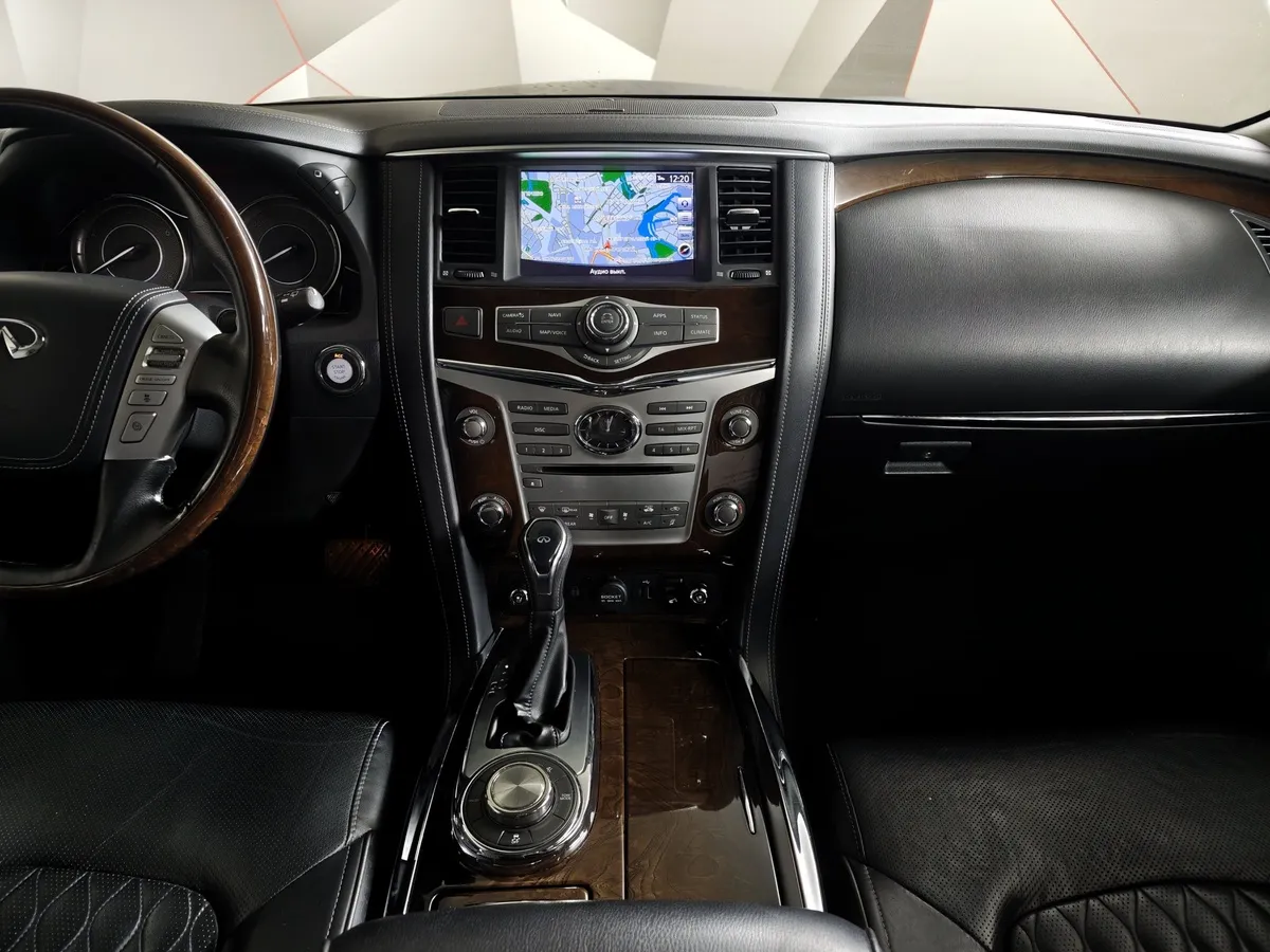 Infiniti QX80 5.6 АТ AWD (405 л.с.) Черный в АВИЛОН. Слайд №15