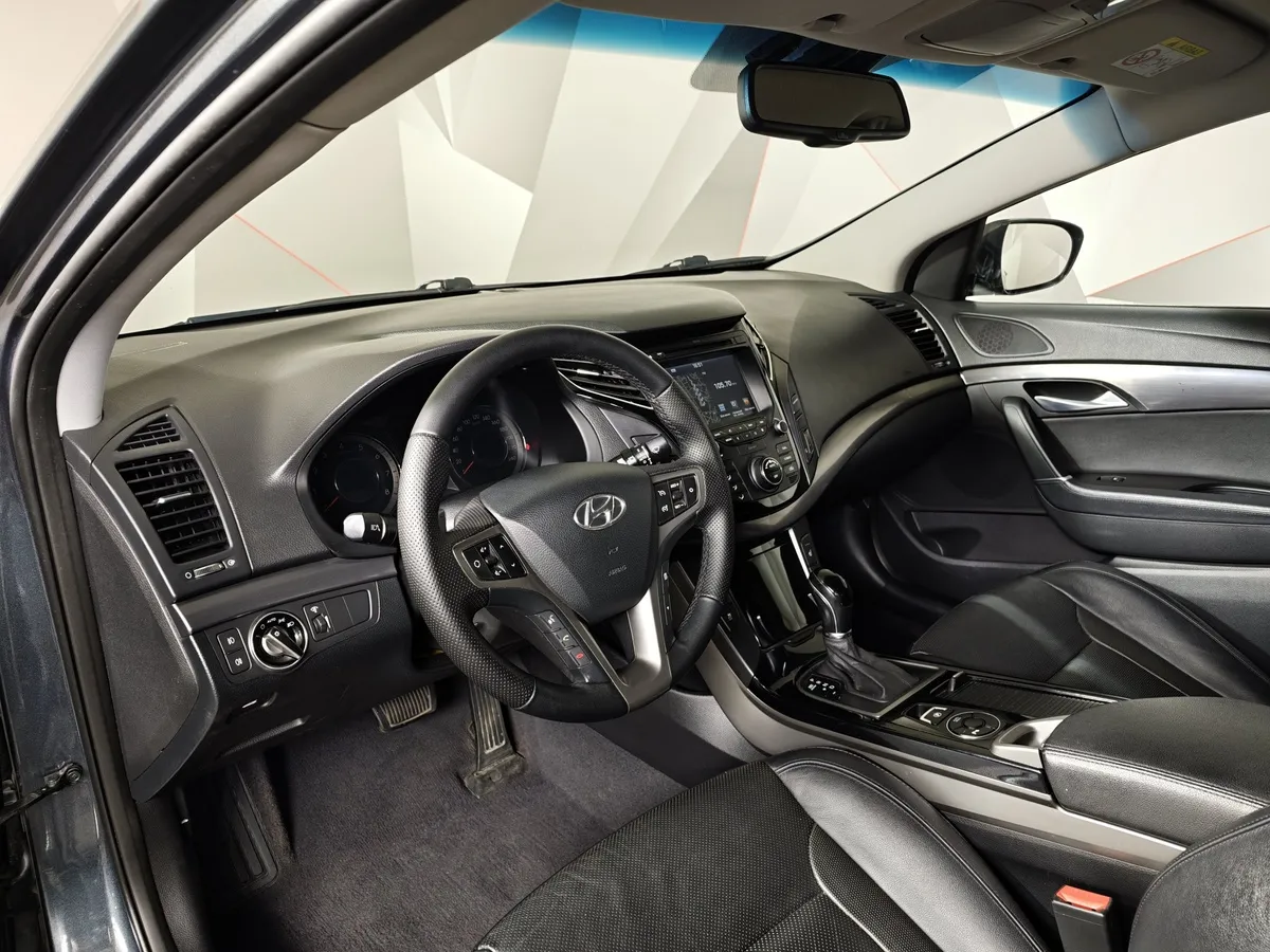 Hyundai i40 2.0 AT (150 л.с.) Business Серый в АВИЛОН. Слайд №19