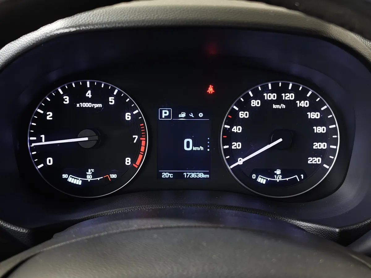 Hyundai Creta 2.0 AT AWD (149 л.с.) Style + Navigation Белый в АВИЛОН. Слайд №18