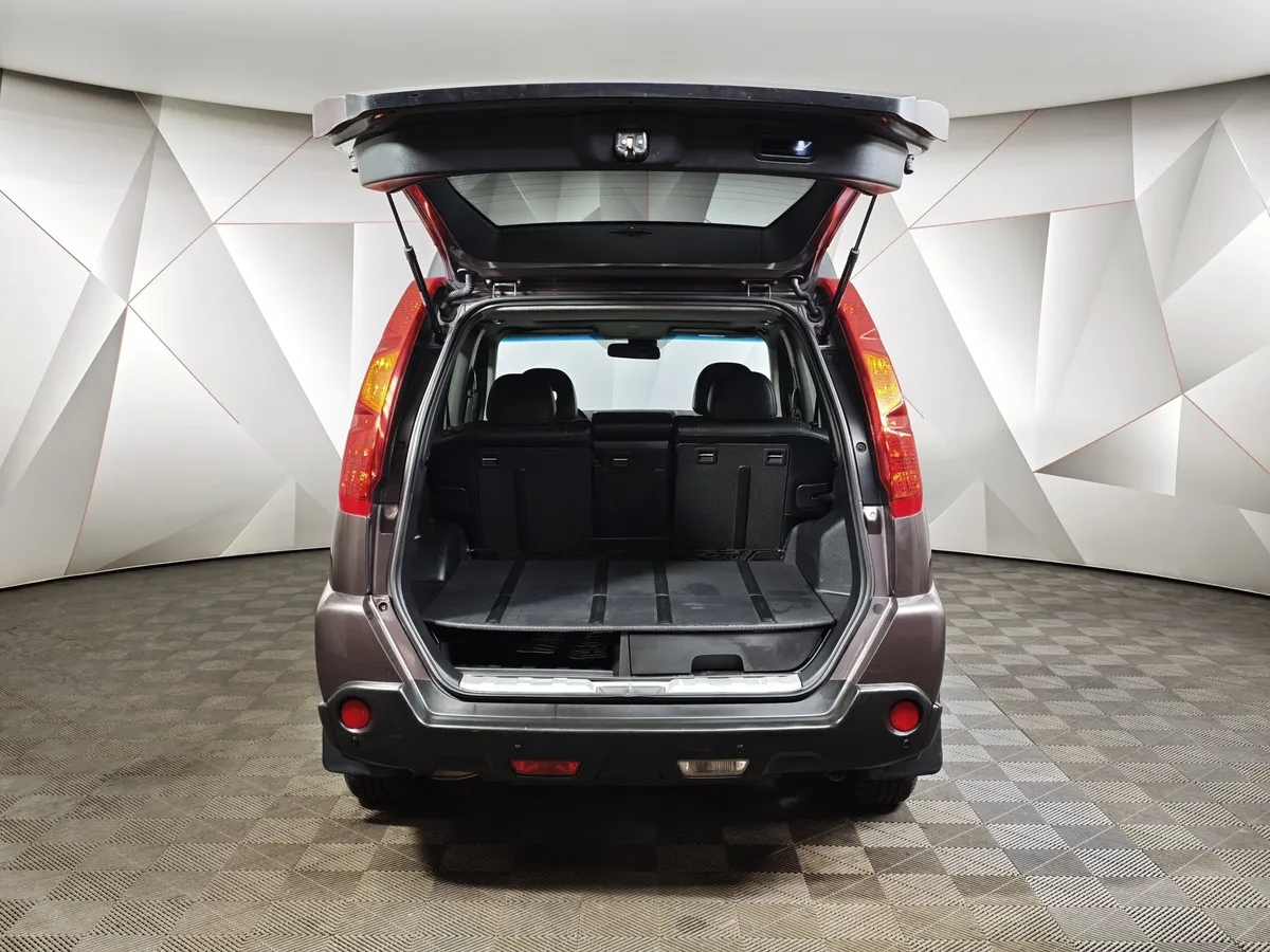 Nissan X-Trail 2.0 CVT AWD (141 л.с.) Комбинированный в АВИЛОН. Слайд №11