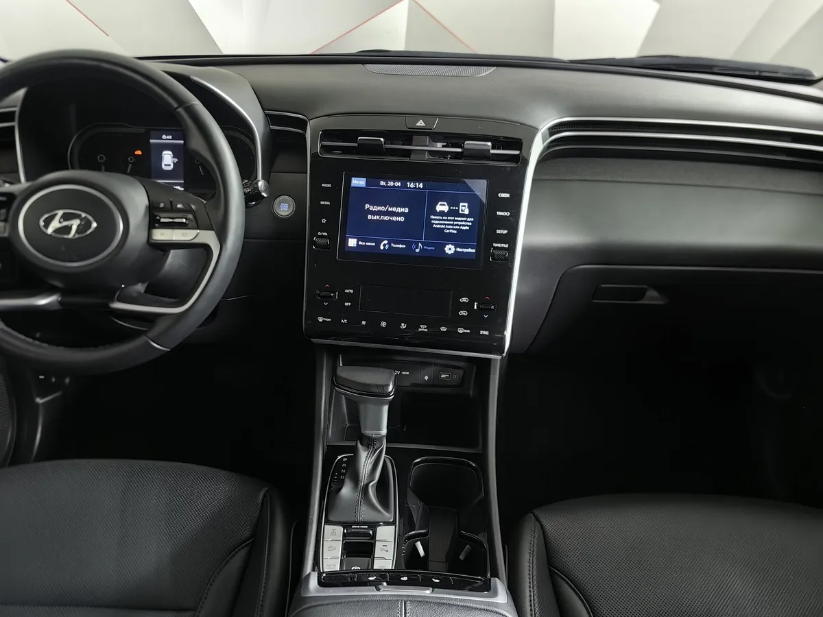 Hyundai Tucson 2.0 AT 4WD (150 л.с.) Comfort Белый в АВИЛОН. Слайд №15