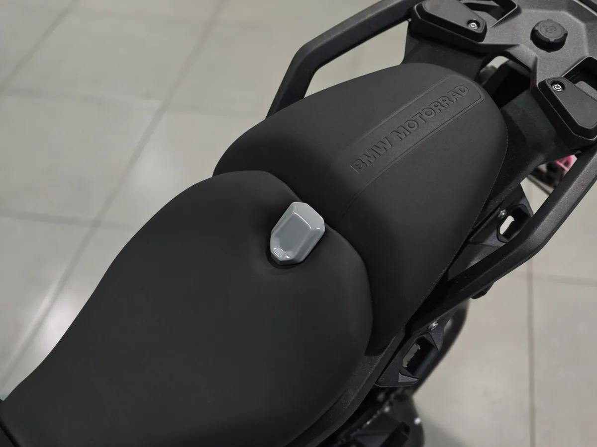 BMW Motorrad R 1300 RS 1300 см³ (145 л.с.) (145) 1300 Серый в АВИЛОН. Слайд №13