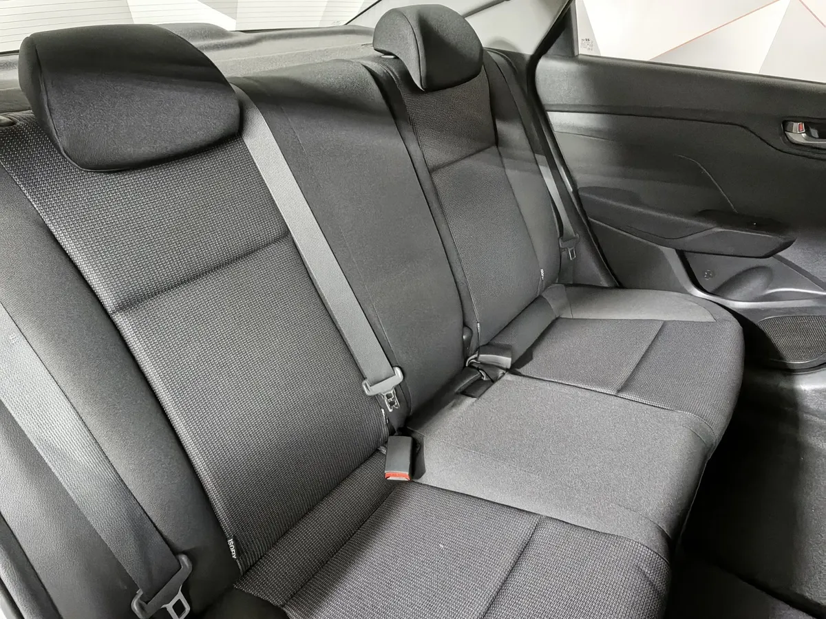 Hyundai Solaris 1.6 AT (123 л.с.) Active Plus Серебристый в АВИЛОН. Слайд №17