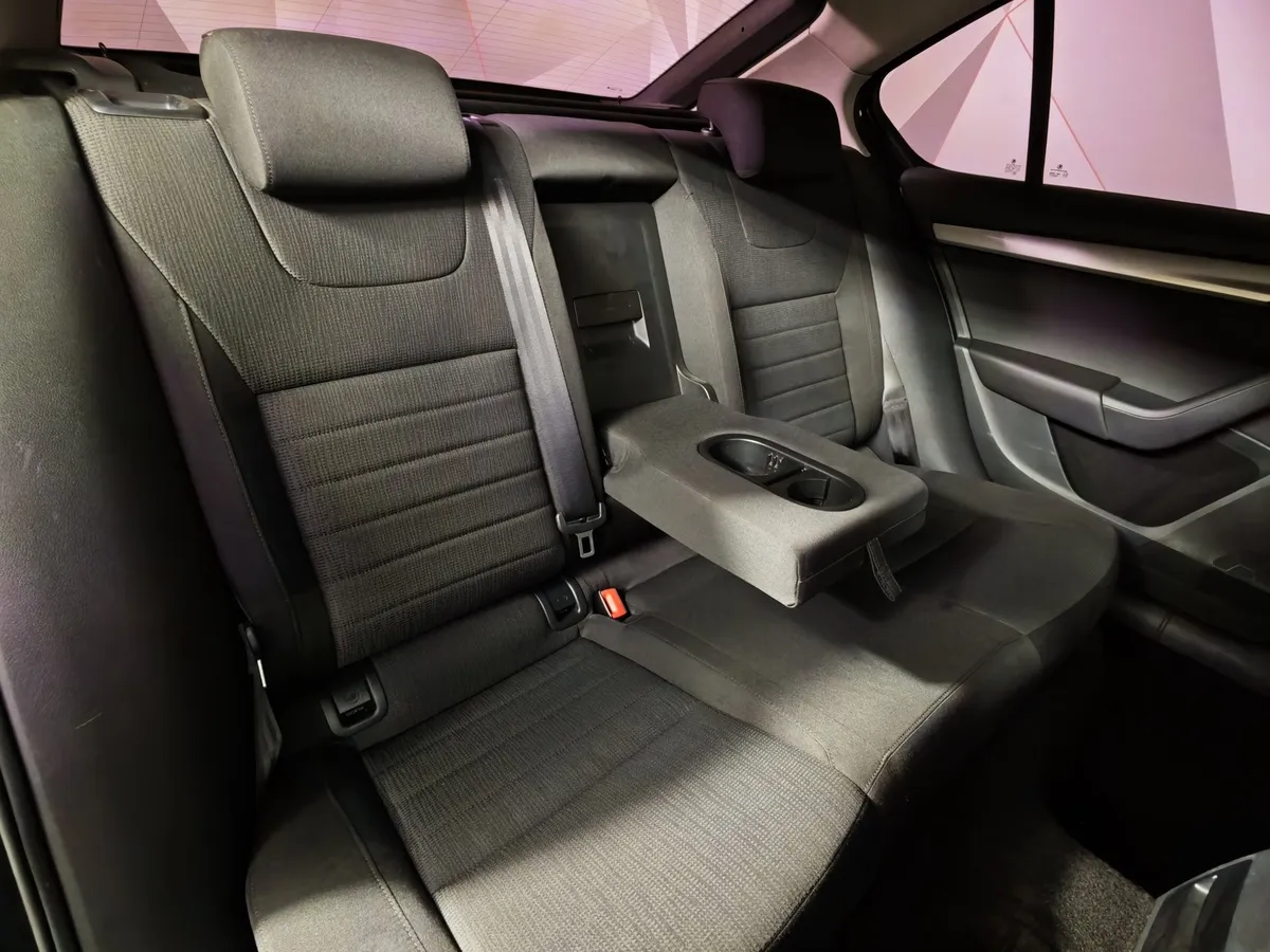 Skoda Octavia 1.8 TSI DSG (180 л.с.) Черный в АВИЛОН. Слайд №16