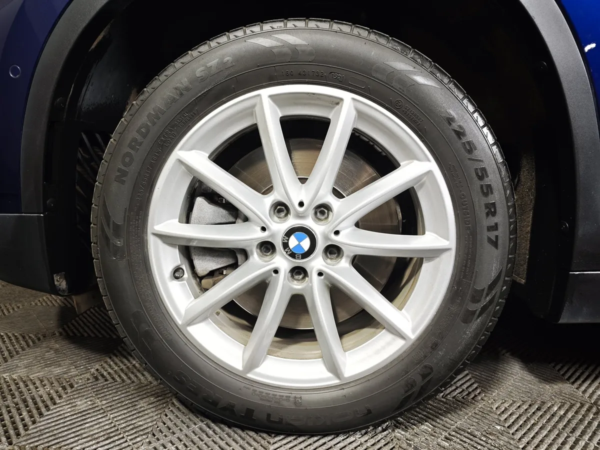 BMW X1 20i xDrive (192 л.с.) Advantage Синий в АВИЛОН. Слайд №6