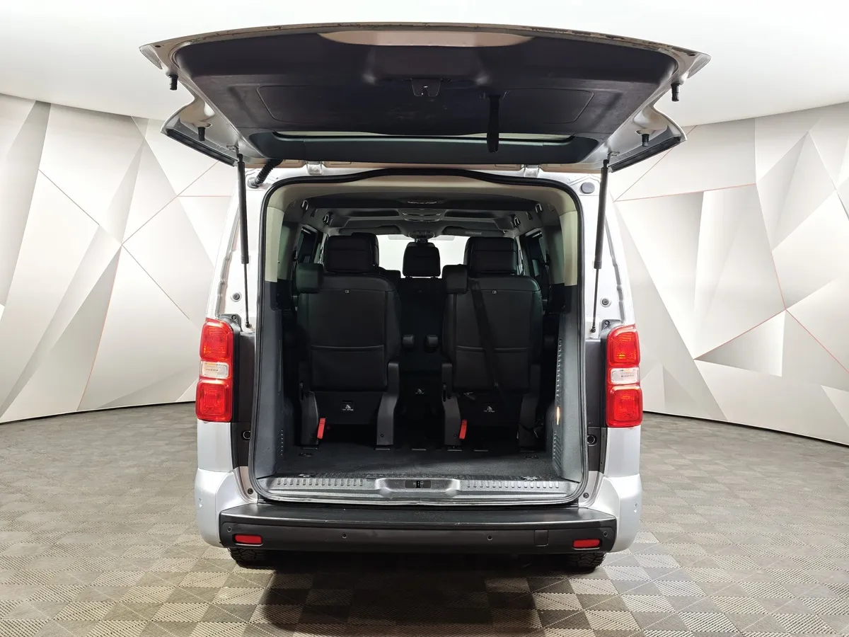 Peugeot Traveller Business 2.0 Hdi AT (150 л.с.) VIP Серый в АВИЛОН. Слайд №10