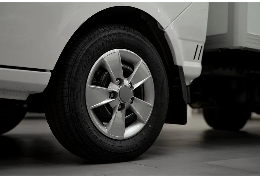 Sollers Argo 2.0d MT RWD LWB (130 л.с.) 3.5T Белый в АВИЛОН. Слайд №11