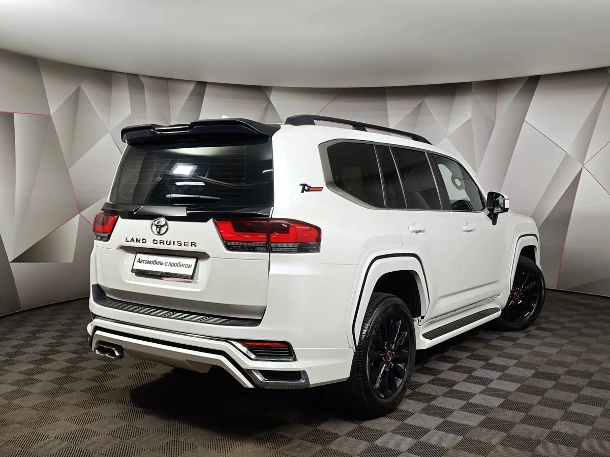 Toyota Land Cruiser 3.5 V6 AT 4WD (415 л.с.) Белый в АВИЛОН. Слайд №2