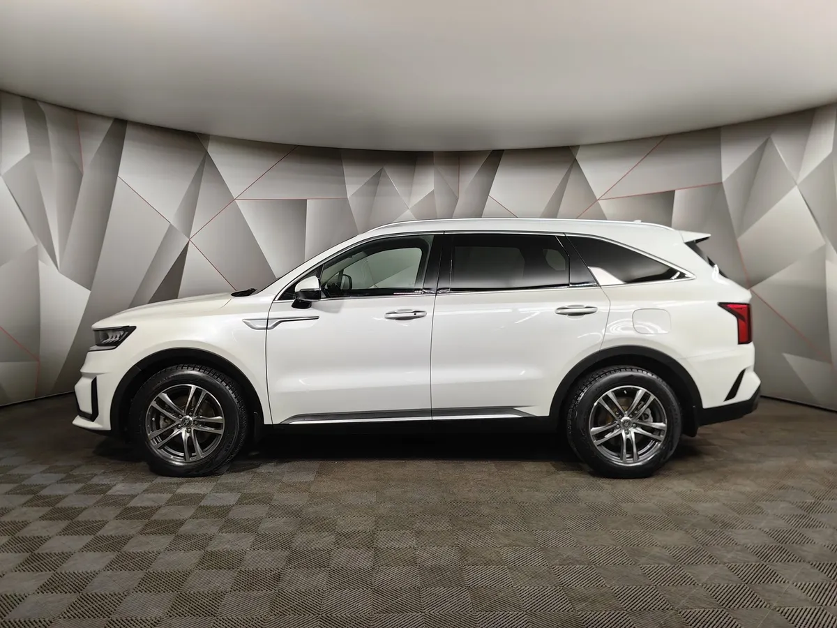 Kia Sorento 2.5 MPI 4WD AT (180 л.с.) Luxe Белый в АВИЛОН. Слайд №4