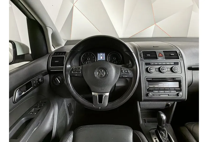 Volkswagen Touran 1.4 TSI DSG (140 л.с.) Highline Белый в АВИЛОН. Слайд №20