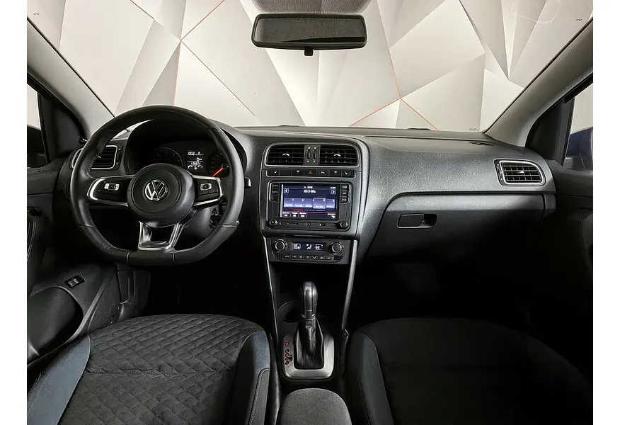 Volkswagen Polo 1.6 MPI AT (110 л.с.) Status Синий в АВИЛОН. Слайд №14
