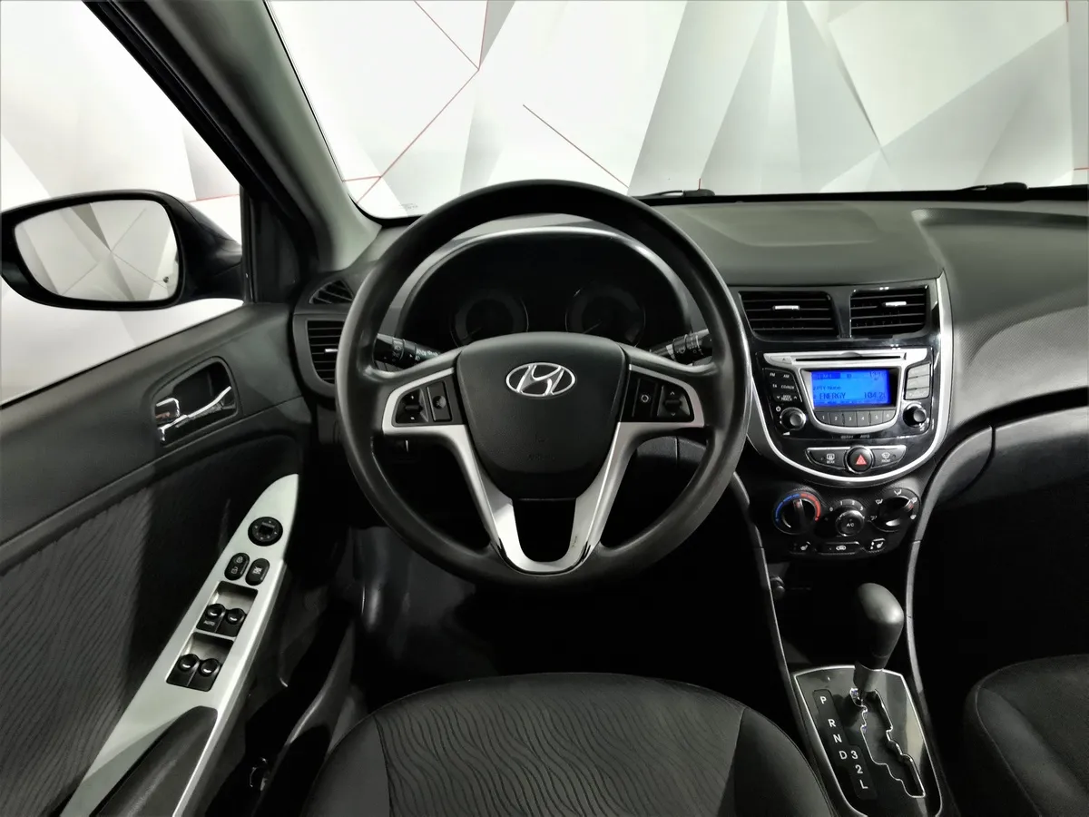 Hyundai Solaris 1.6 AT (123 л.с.) Optima Синий в АВИЛОН. Слайд №18