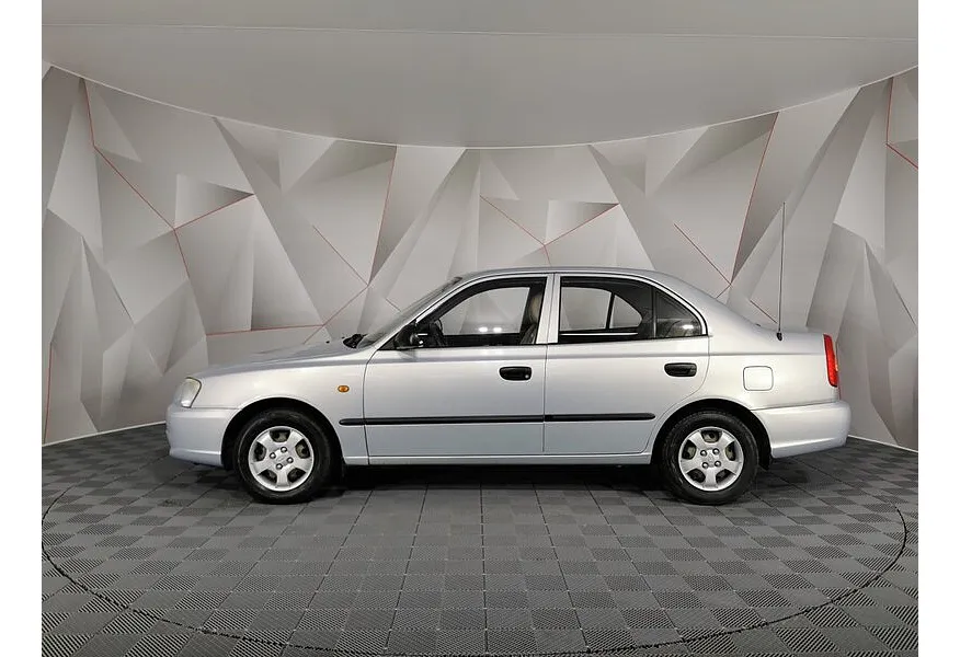 LIVE. Слайд №3