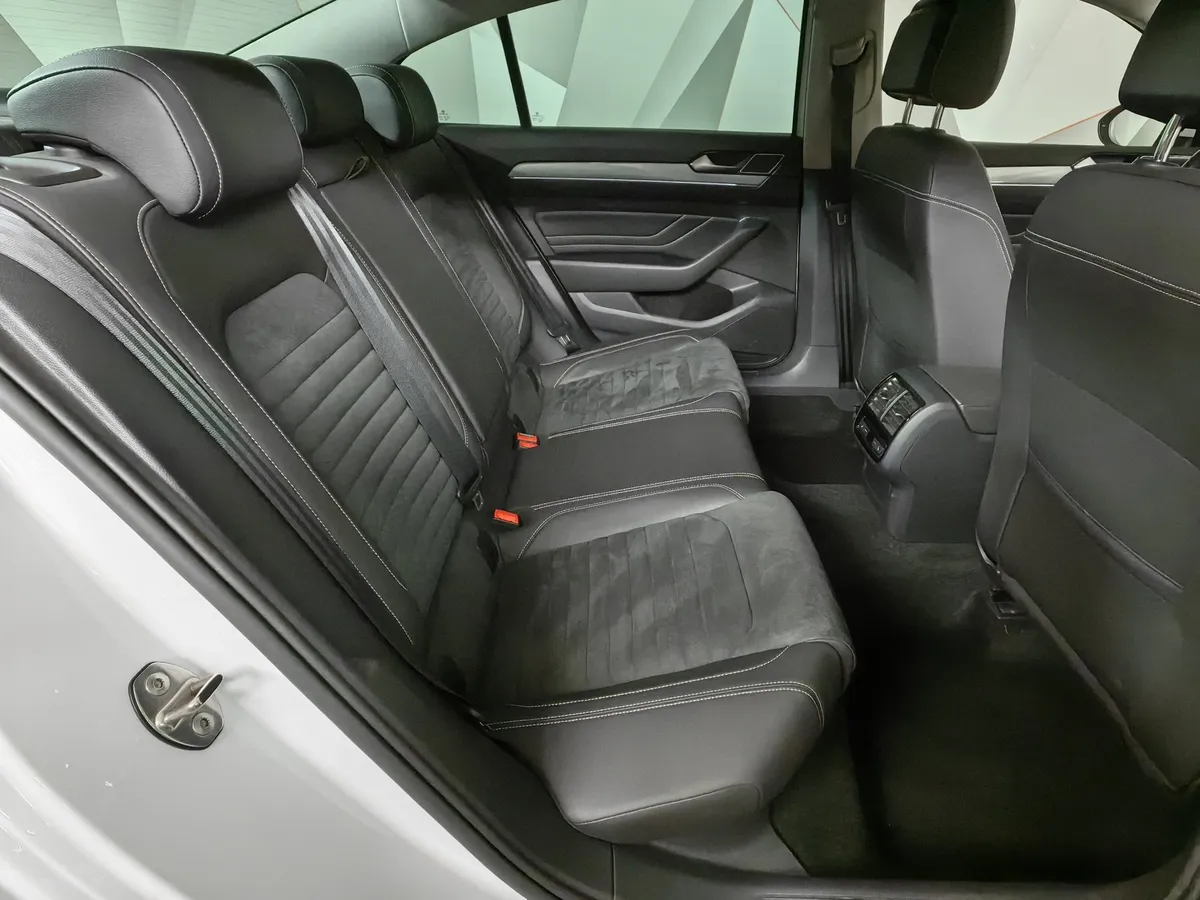 Volkswagen Passat 1.4 TSI DSG (150 л.с.) Business Белый в АВИЛОН. Слайд №15