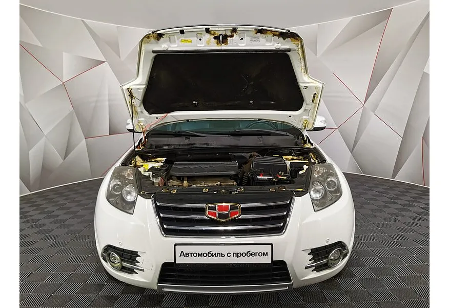 Geely Emgrand X7 2.4 AT (148 л.с.) Comfort Белый в АВИЛОН. Слайд №11