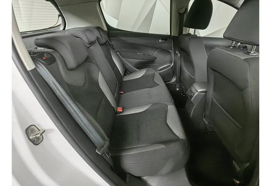 АВИЛОН - Peugeot 308 1.6 AT (120 л.с.) Белый - slide 8
