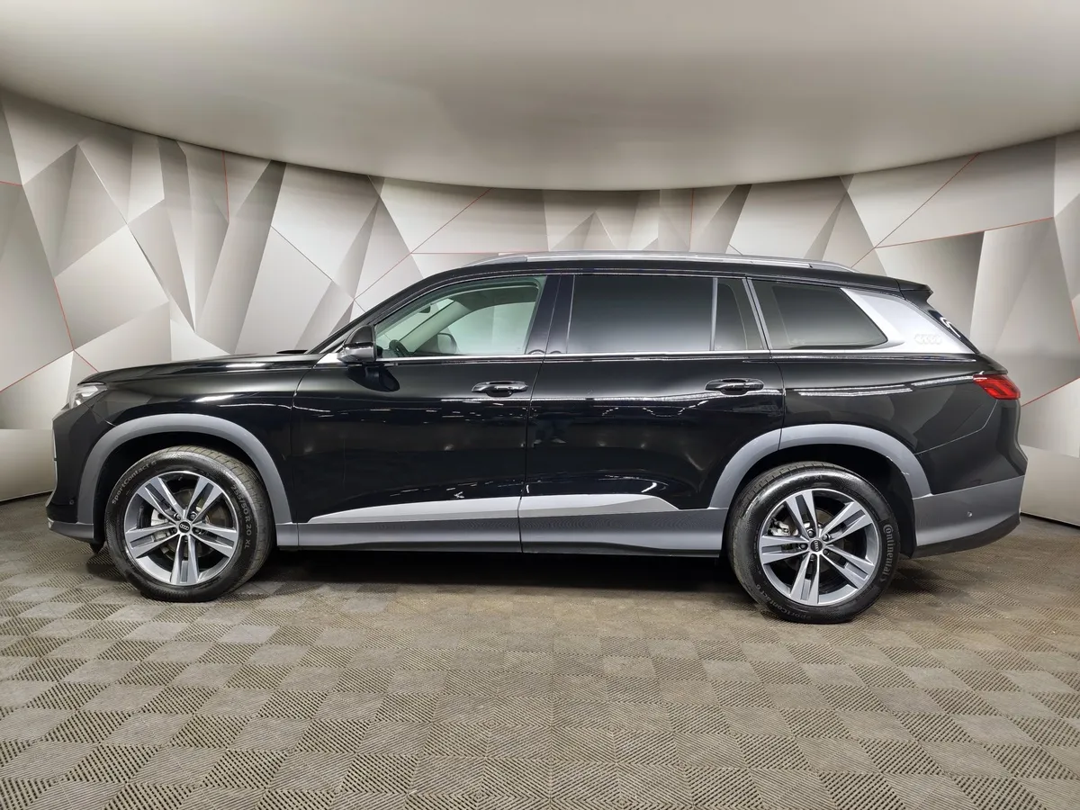 Audi Q6 2.0 TFSI S-tronic quattro (265 л.с.) Черный в АВИЛОН. Слайд №5