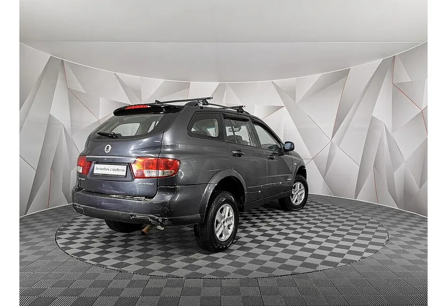 SsangYong Kyron 2.0 Xdi MT 4WD (141 л.с.) Серый в АВИЛОН. Слайд №2