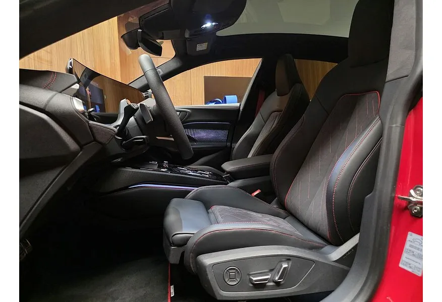 Audi A5 2.0 40 TFSI S-tronic quattro (204 л.с.) Красный в АВИЛОН. Слайд №6