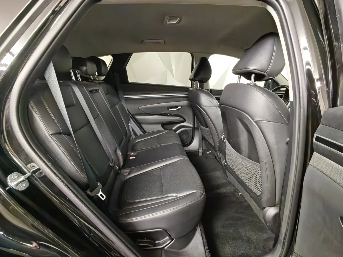 Hyundai Tucson G2.0 Smartstream 6AT 4WD (150 л.с.) Prestige Черный в АВИЛОН. Слайд №16