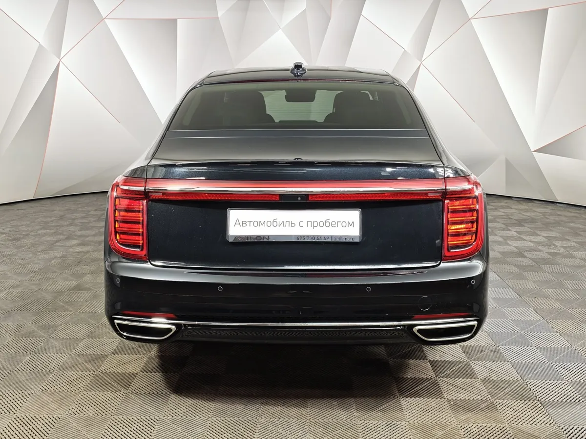 Hongqi H9 2.0T AT (245 л.с.) Делюкс двухцветный Черный в АВИЛОН. Слайд №8