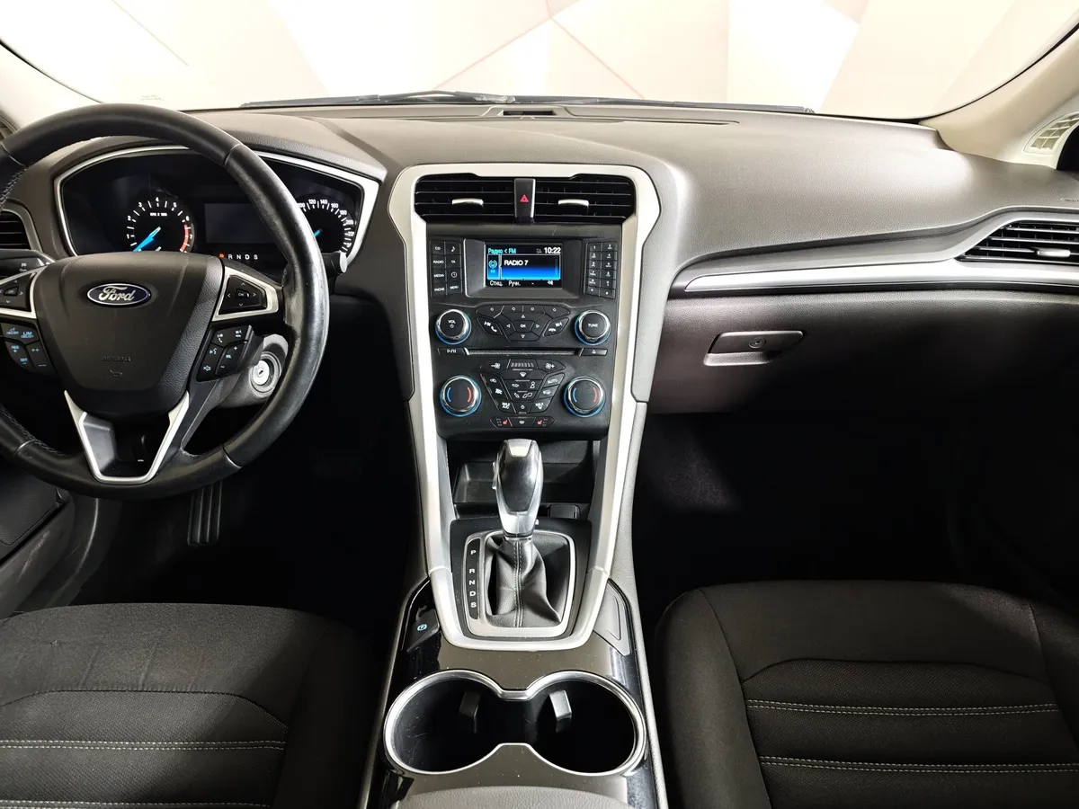 Ford Mondeo 2.5 AT (149 л.с.) Ambiente Черный в АВИЛОН. Слайд №15