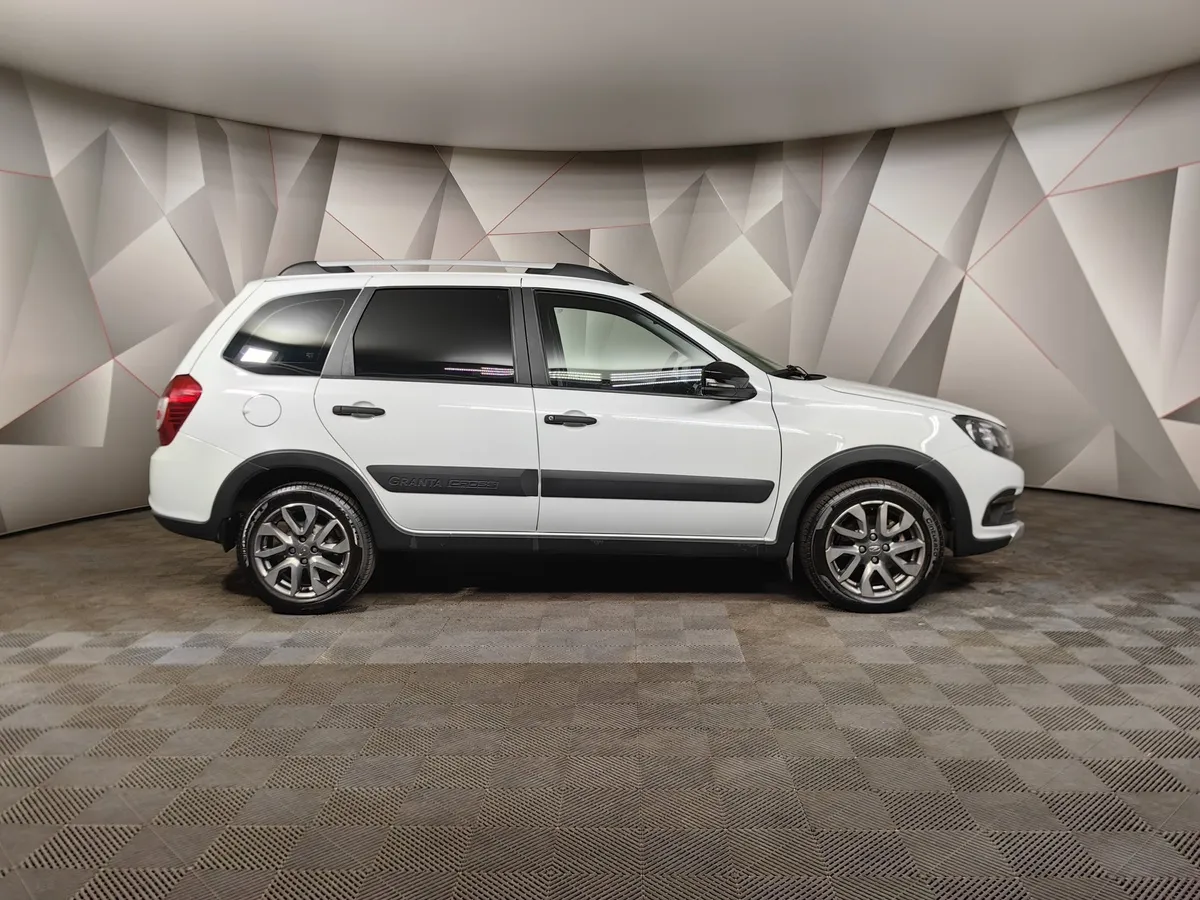 ВАЗ (Lada) Granta 1.6 MT (106 л.с.) Белый в АВИЛОН. Слайд №6