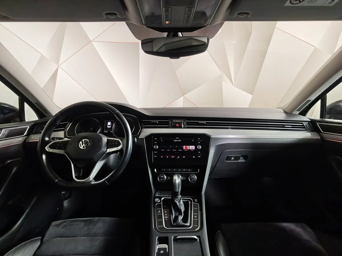 Volkswagen Passat 1.4 TSI BlueMotion DSG (150 л.с.) Highline Черный в АВИЛОН. Слайд №14