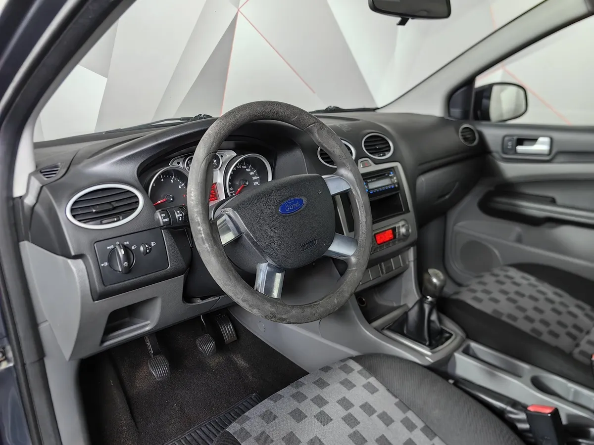 Ford Focus 1.8 MT (125 л.с.) Comfort Серый в АВИЛОН. Слайд №18