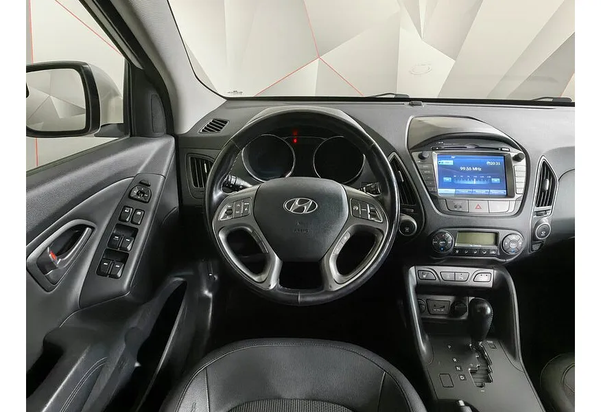 АВИЛОН - Hyundai ix35 2.0 AT 4WD (150 л.с.) Comfort Белый - slide 10