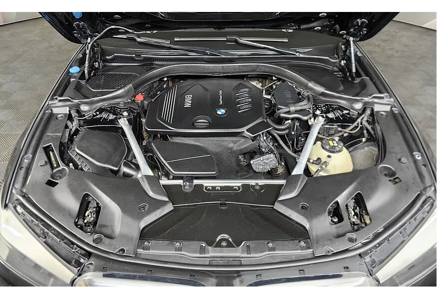 АВИЛОН - BMW 5 серия 520d xDrive Steptronic (190 л.с.) Черный - slide 13