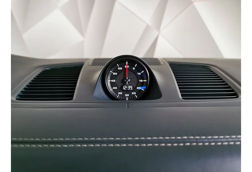 Porsche Cayenne Turbo 4.0 Tiptronic AWD (550 л.с.) Черный в АВИЛОН. Слайд №23