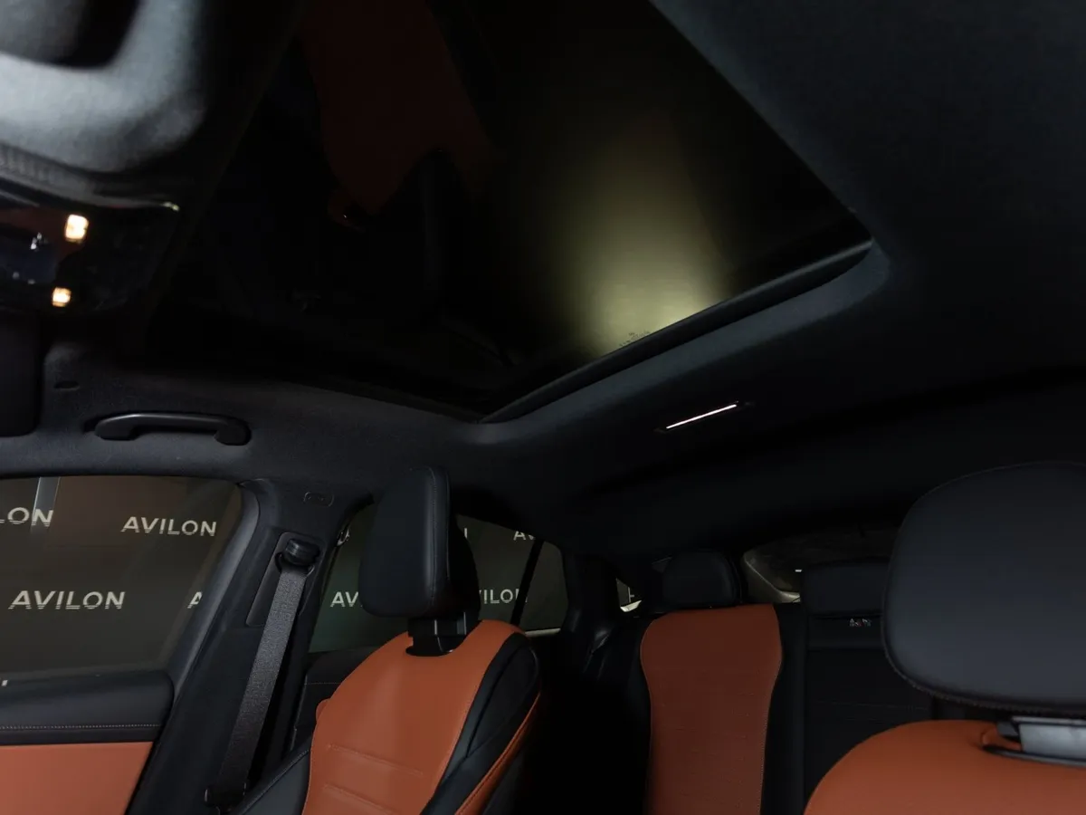Mercedes-Benz GLC Купе 300 9G-TRONIC 4MATIC (272 л.с.) Черный в АВИЛОН. Слайд №19
