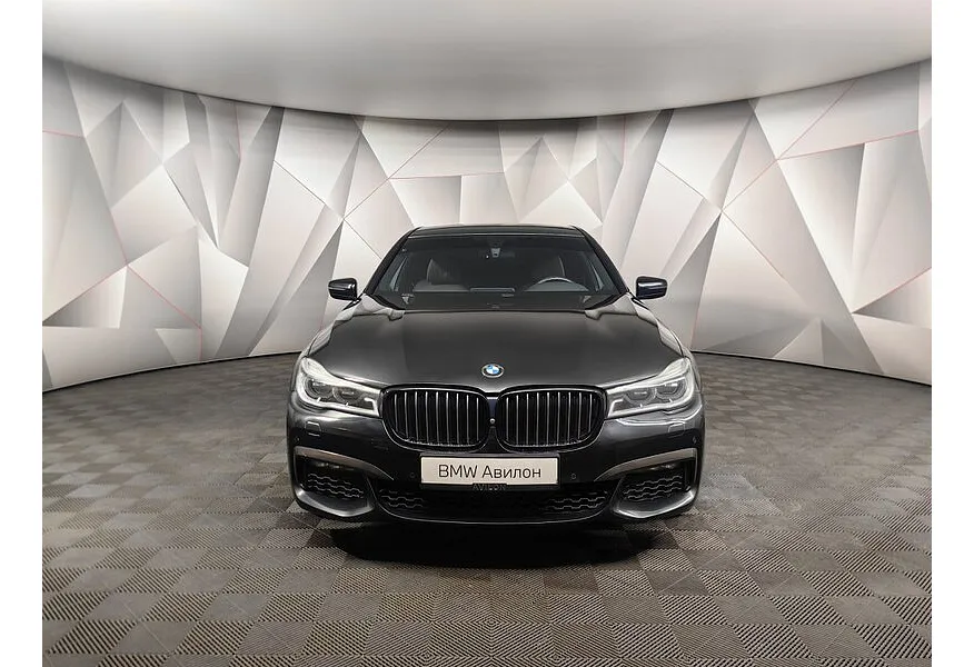 LIVE. Слайд №5