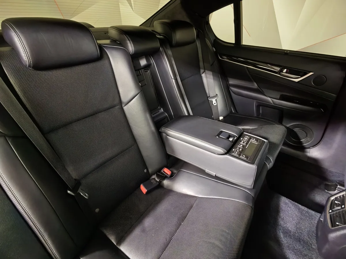 Lexus GS 350 AT AWD (317 л.с.) Черный в АВИЛОН. Слайд №17