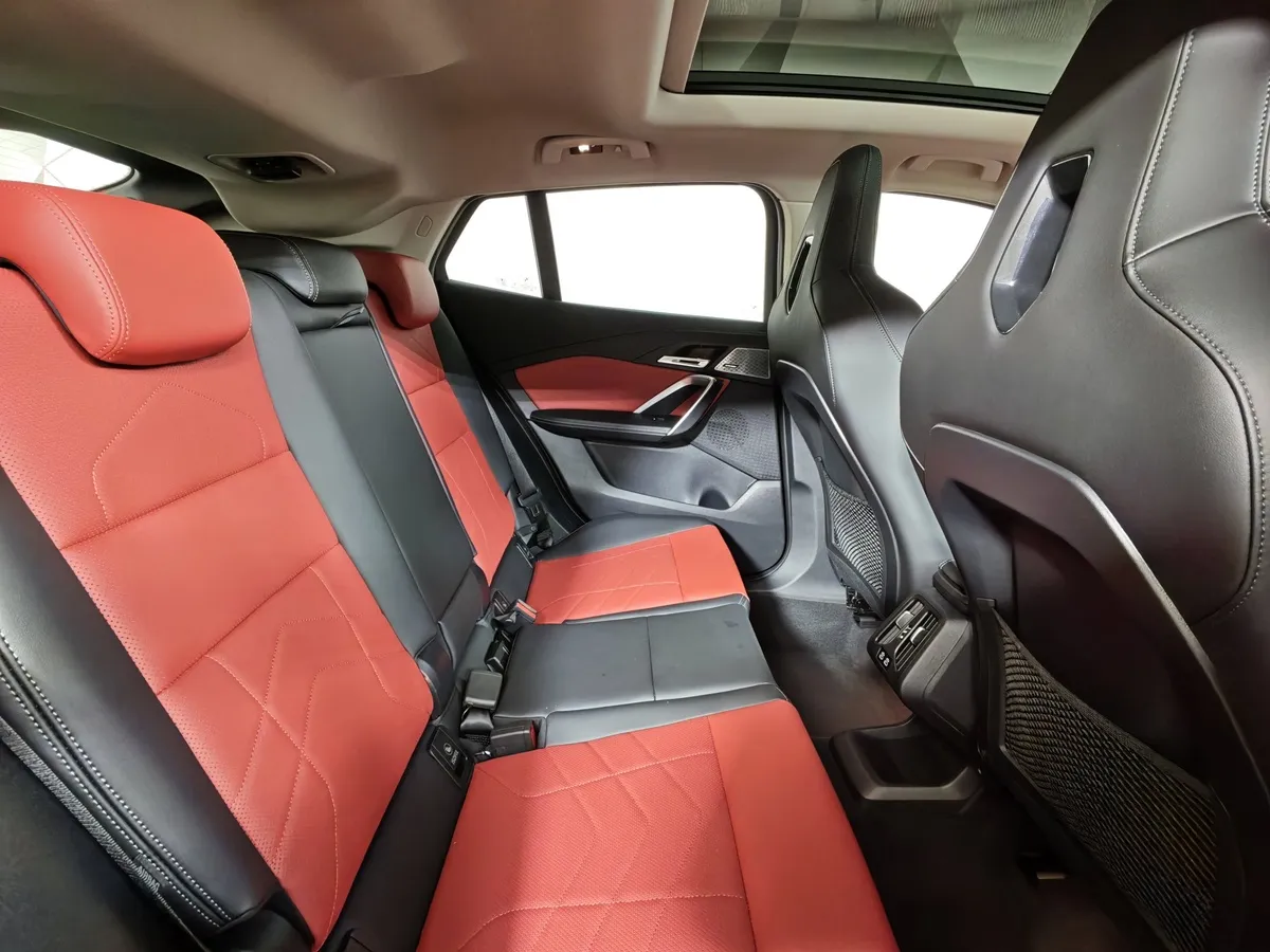 BMW X2 20i xDrive AT (192 л.с.) Серый в АВИЛОН. Слайд №14