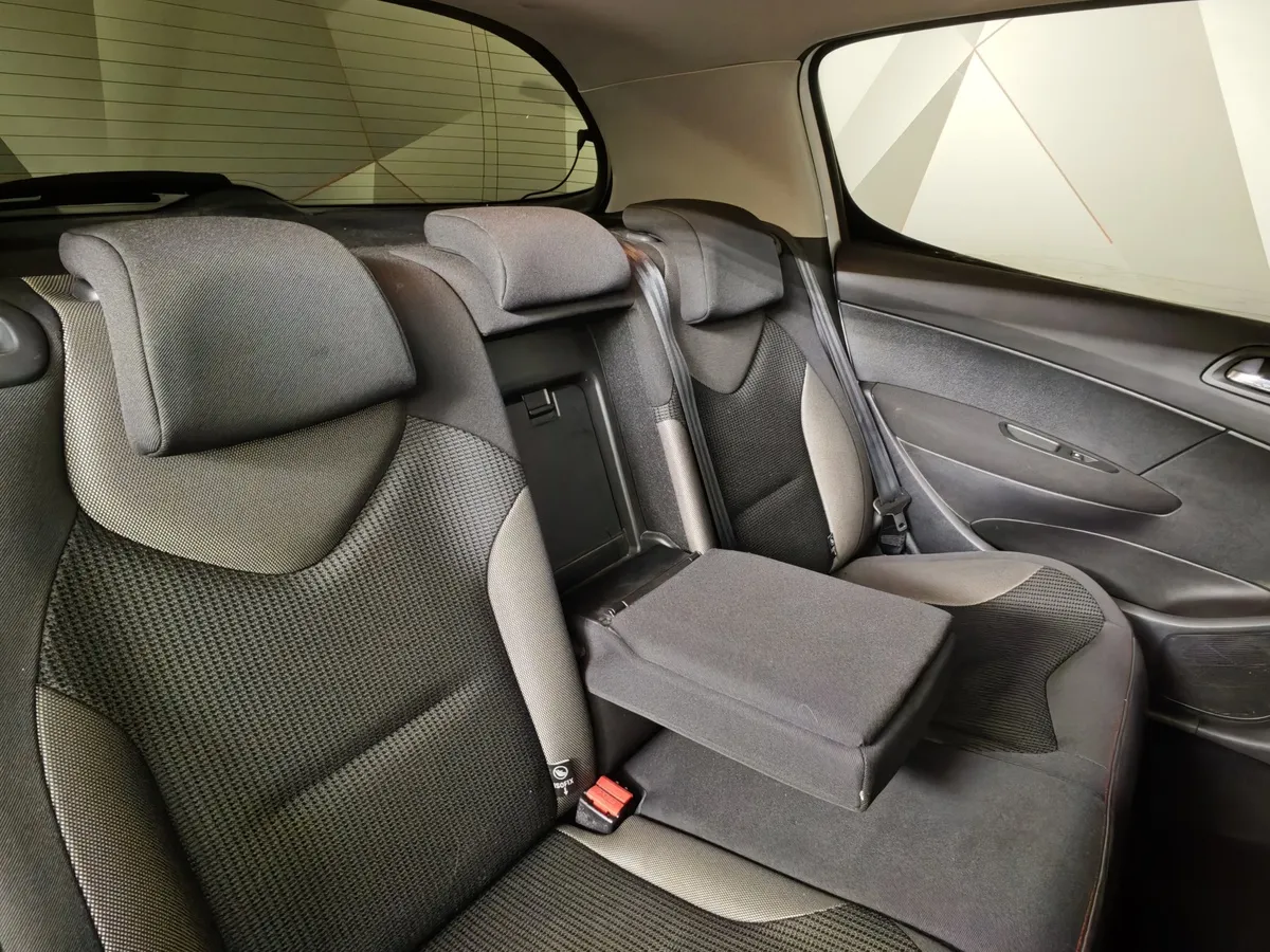 Peugeot 308 1.6 VTi AT (120 л.с.) Белый в АВИЛОН. Слайд №16