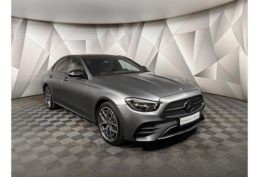 Mercedes-Benz E-Класс E 200 4MATIC 9G-TRONIC (197 л.с.) Sport Plus Серый в АВИЛОН. Слайд №3