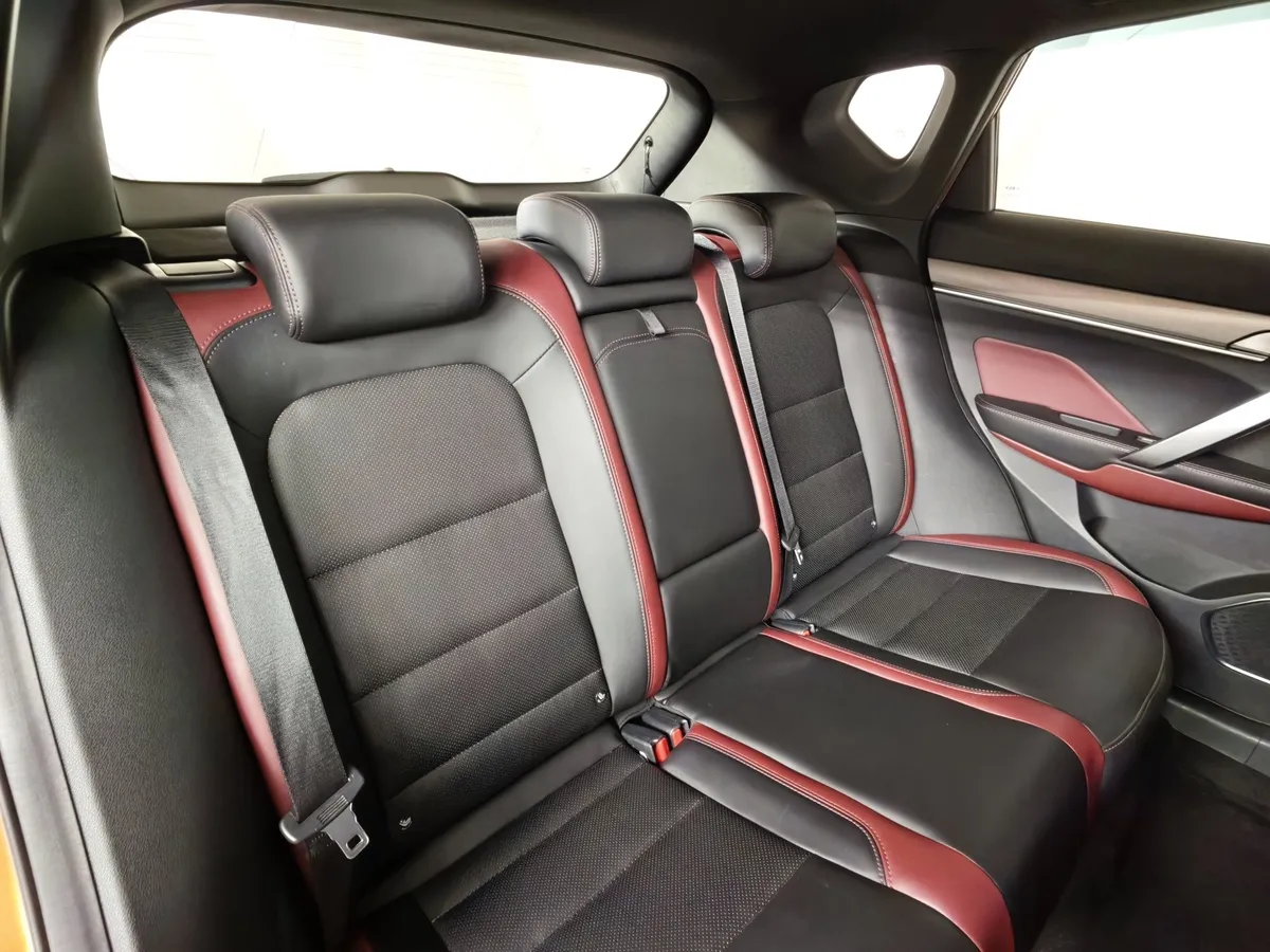 Geely Coolray 1.5T 7DCT 2WD (150 л.с.) Flagship Оранжевый в АВИЛОН. Слайд №17