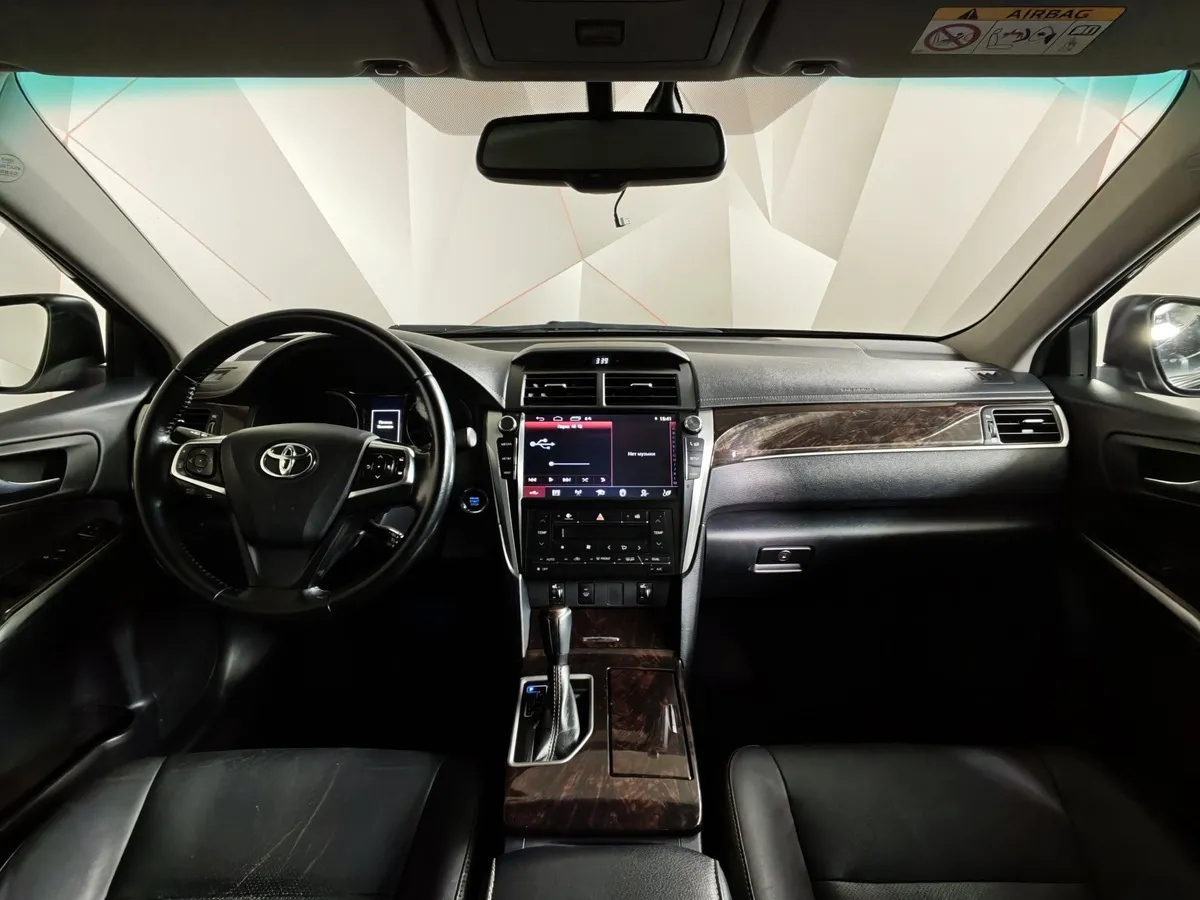 Toyota Camry 2.5 AT (181 л.с.) Черный в АВИЛОН. Слайд №13