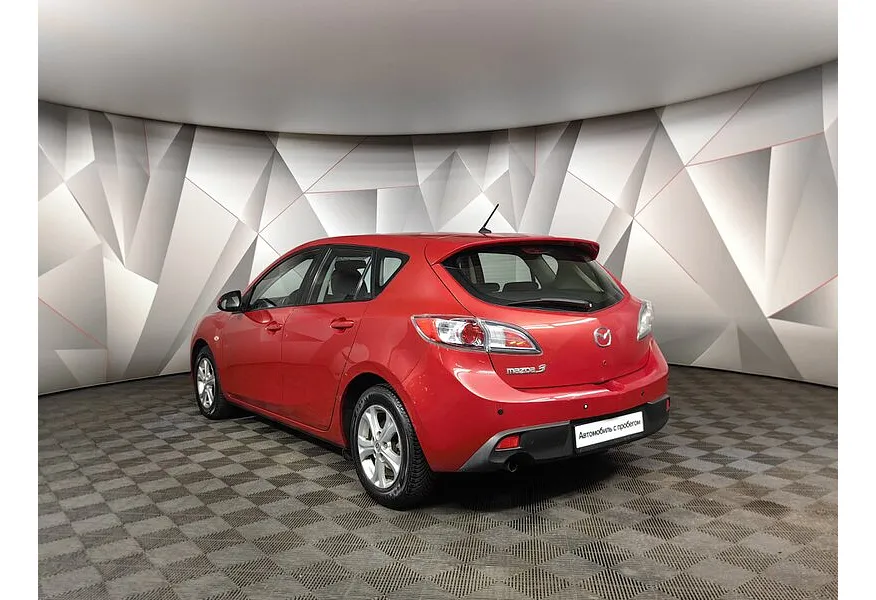 Mazda 3 1.6 AT (105 л.с.) Красный в АВИЛОН. Слайд №4