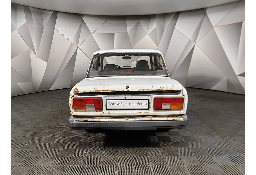 ВАЗ (Lada) 2105 21053 MT (71 л.с.) Белый в АВИЛОН. Слайд №8