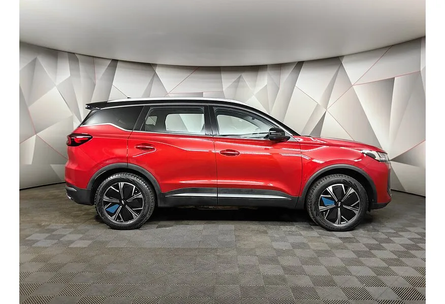 Chery Tiggo 7 Pro Hybrid 1.5T DHT 2WD (235 л.с.) Ultimate (2 цвета) Красный в АВИЛОН. Слайд №6