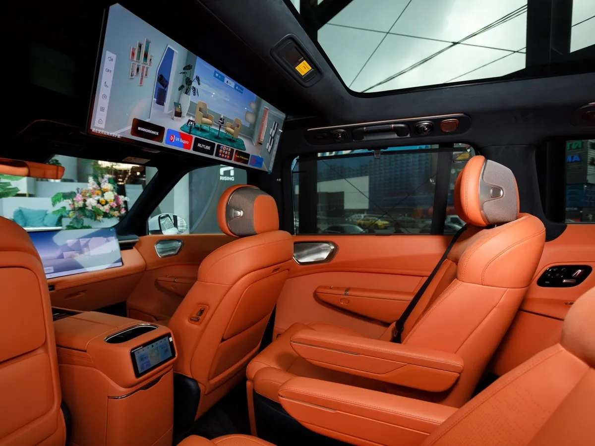 Lynk & Co 900 2.0 AT 4WD (884 л.с.) Ultra Белый в АВИЛОН. Слайд №13