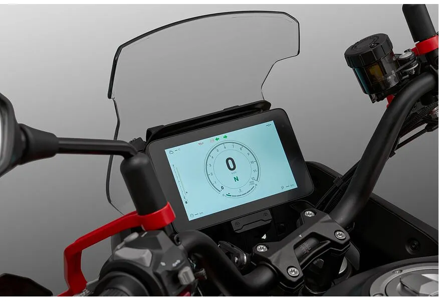 QJMOTOR SVT 650X 650 см³ (76 л.с.) 650 Красный в АВИЛОН. Слайд №6