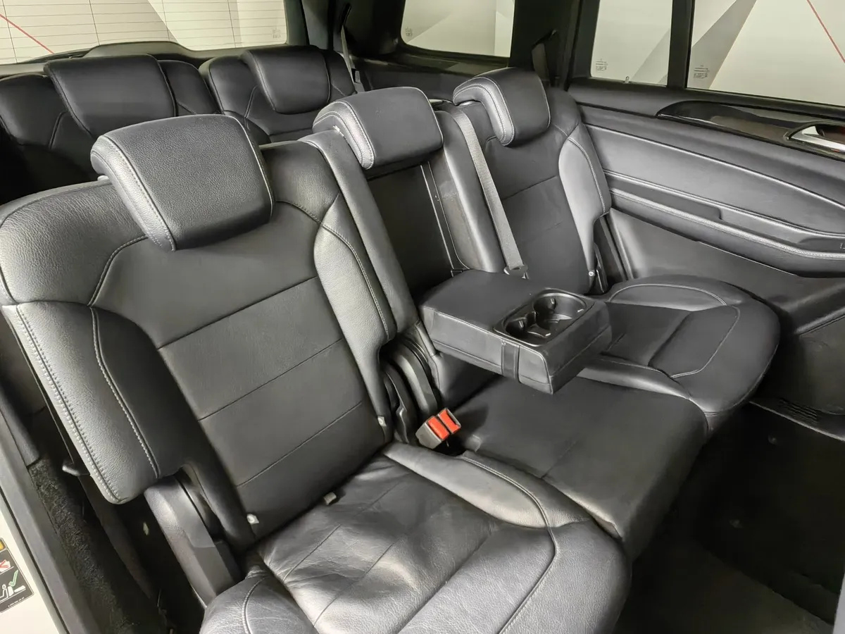 Mercedes-Benz GLS 350 d 4MATIC 9G-TRONIC (249 л.с.) Особая серия Белый в АВИЛОН. Слайд №17